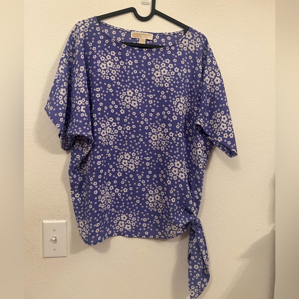 Micheal Kors Top